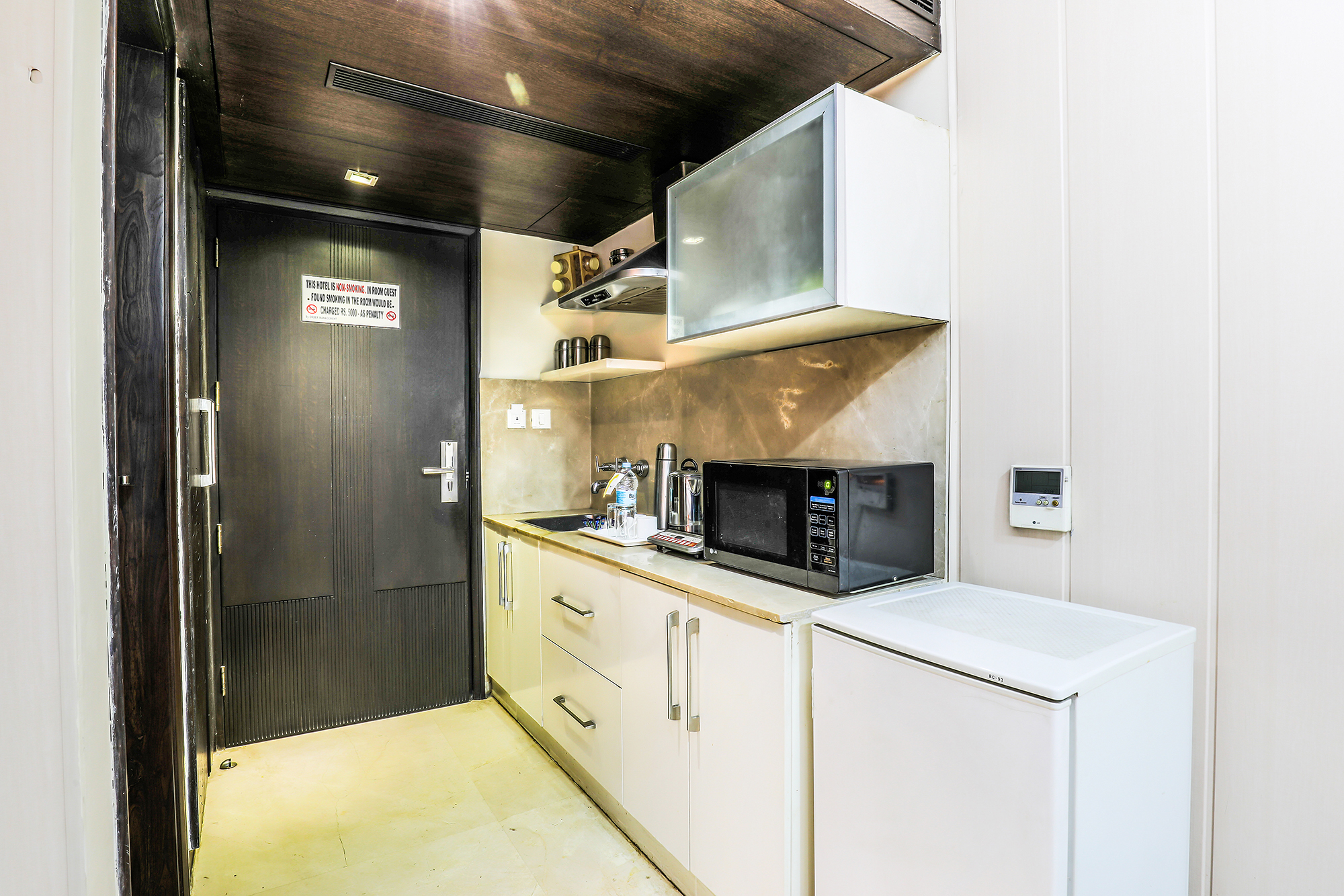 FabHotel F9 Lajpat Nagar