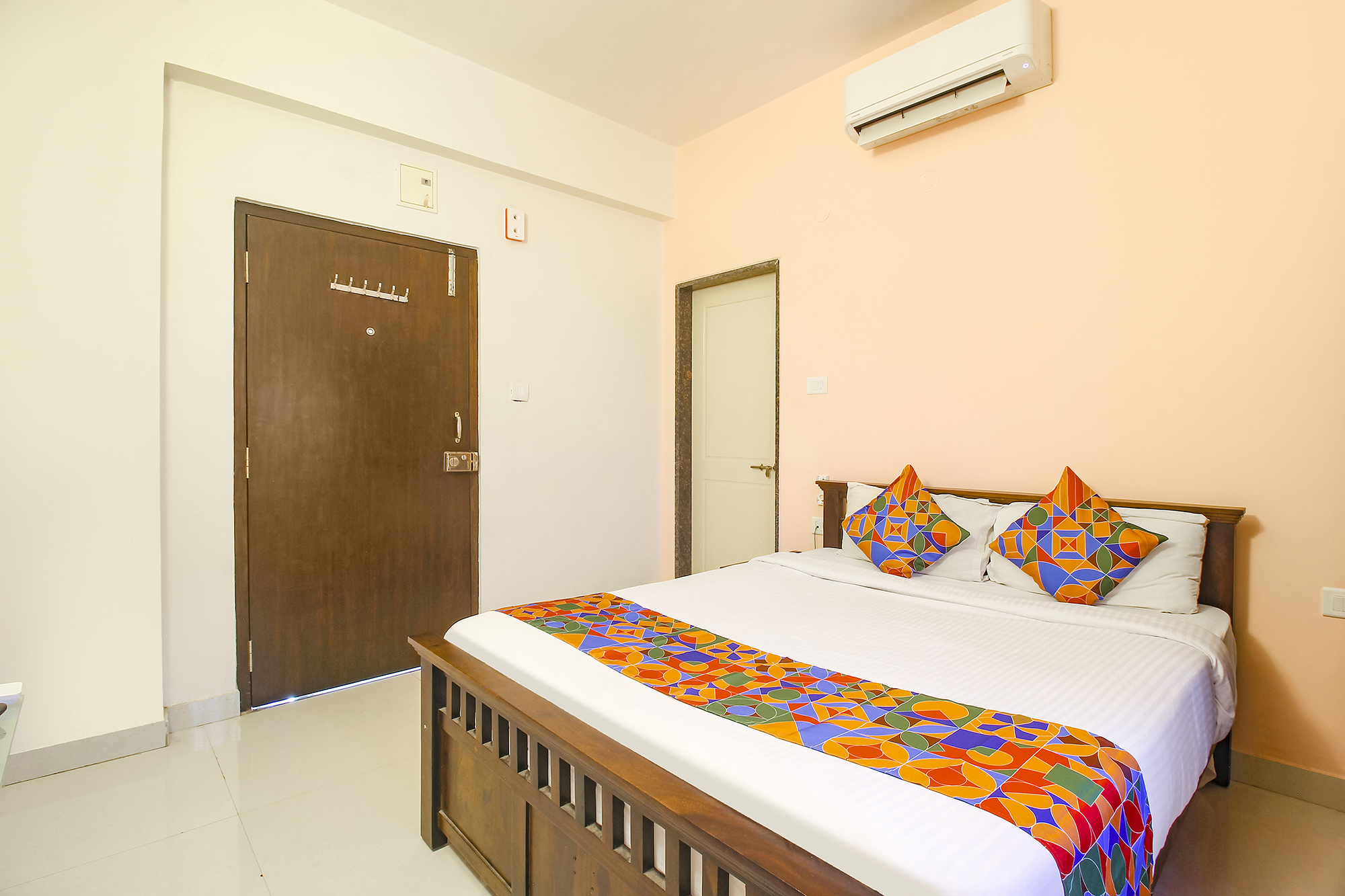FabHotel Corner Courtyard, Hyderabad 2