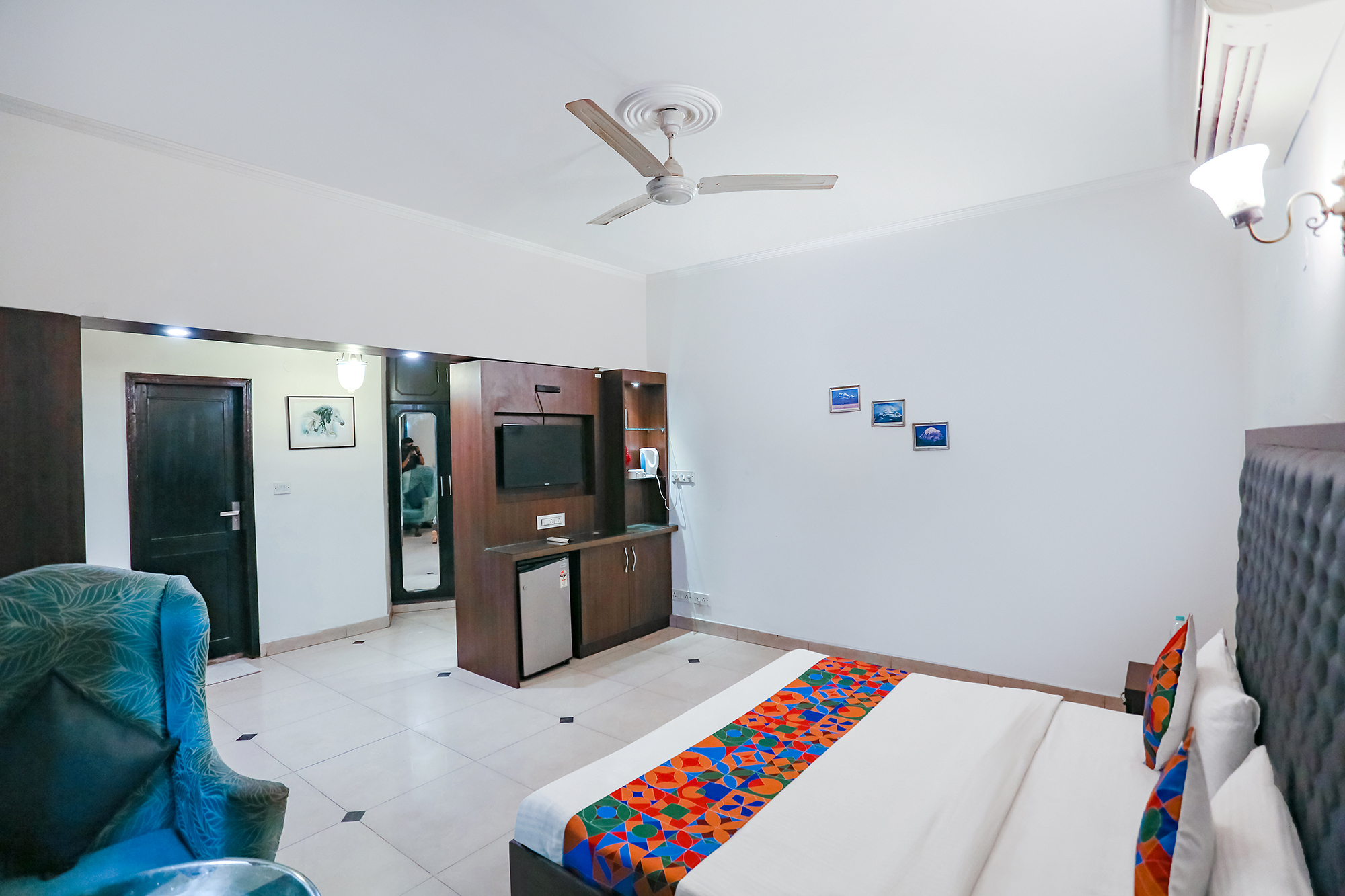 FabExpress Llyod House, New Delhi 3