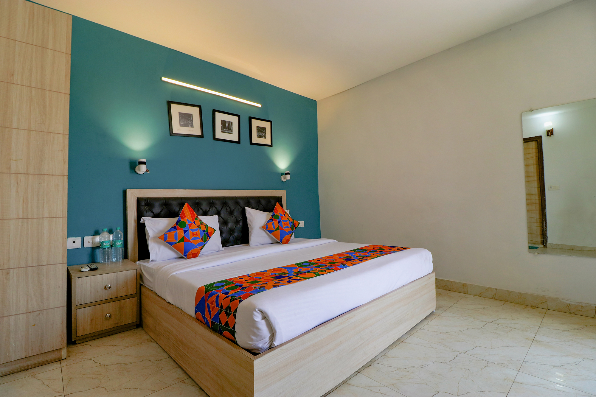 FabHotel Happy Inn, New Delhi 5