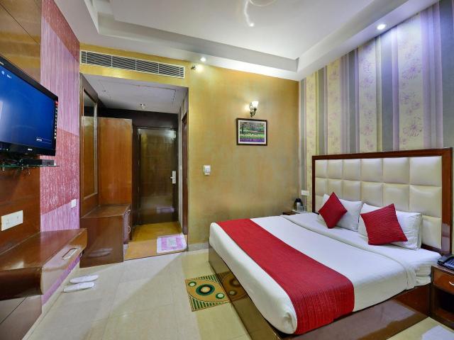 Hotel Pelican, Chandigarh