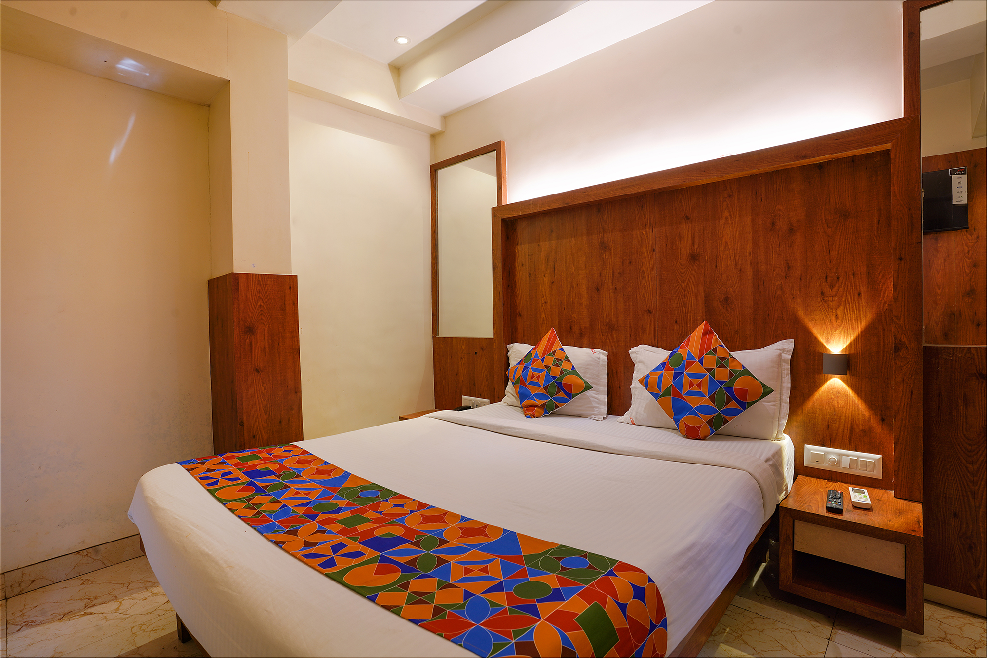 FabExpress Super 7 Inn, Mumbai 5