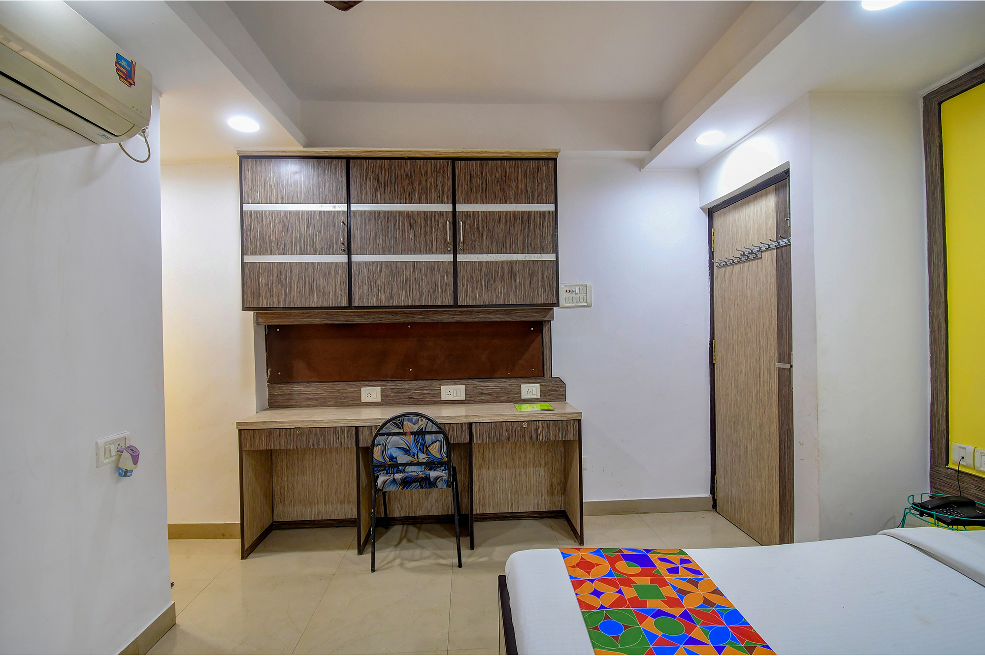 FabHotel Adri Hotels, Kolkata 4