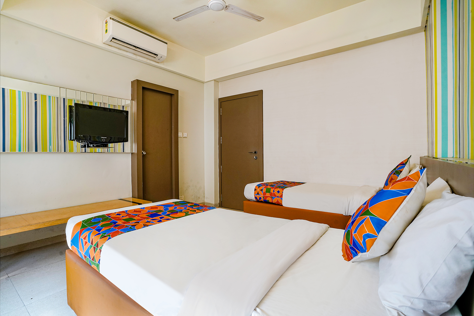 FabHotel Gargi Deluxe