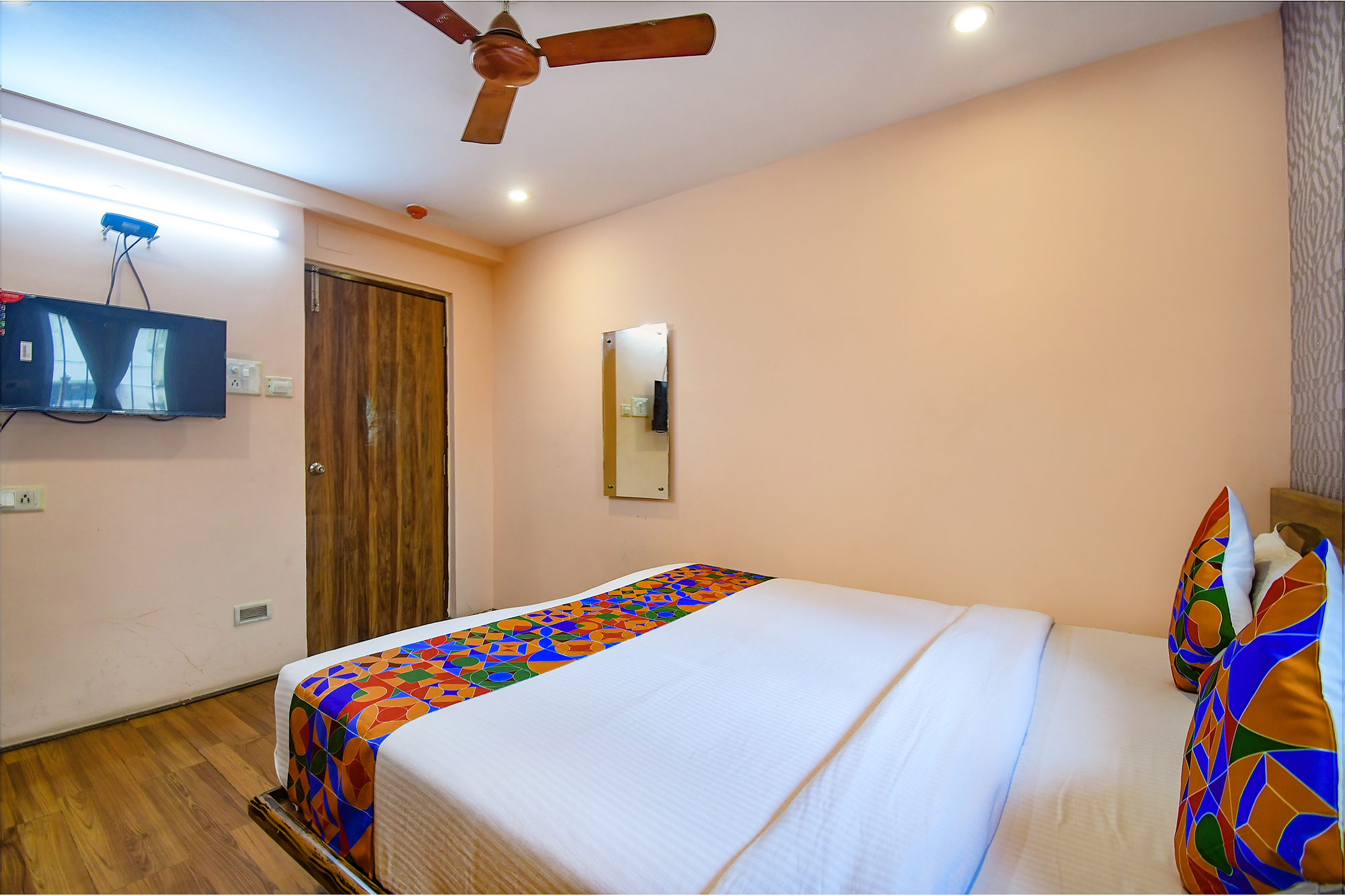 FabHotel Rockstar