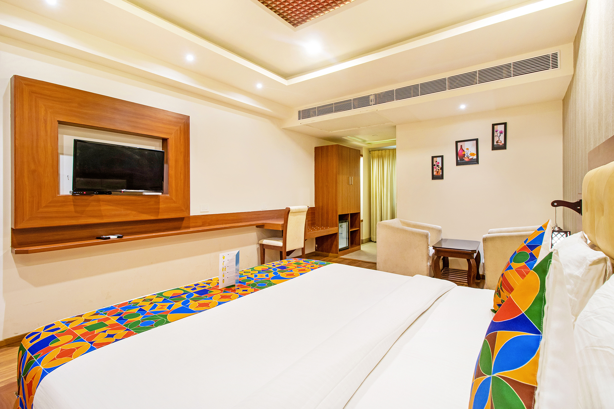 FabHotel Royal Stay