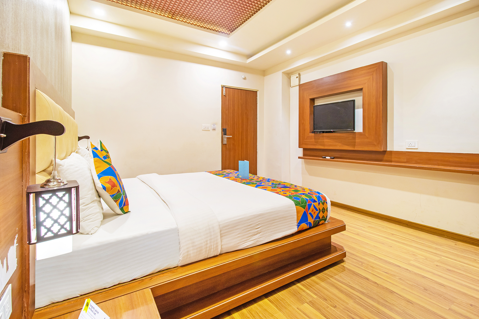 FabHotel Royal Stay