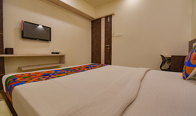 FabHotel Royce Studio Apartments