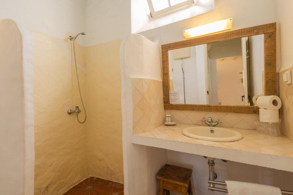 One-Bedroom Country House