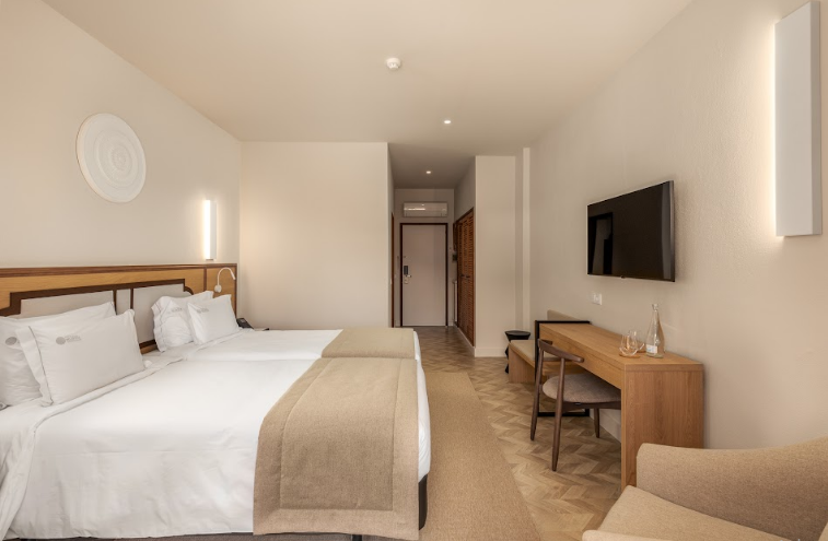 Twin Room with Sea View