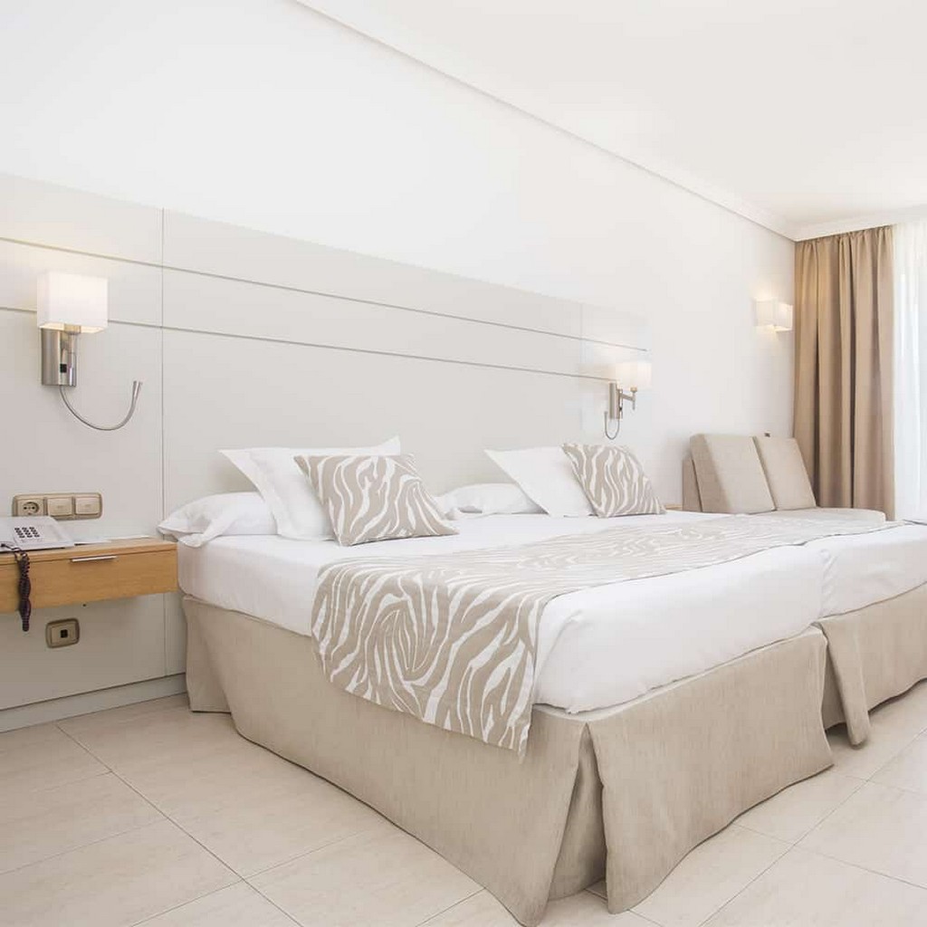 Superior Room (1 adult)