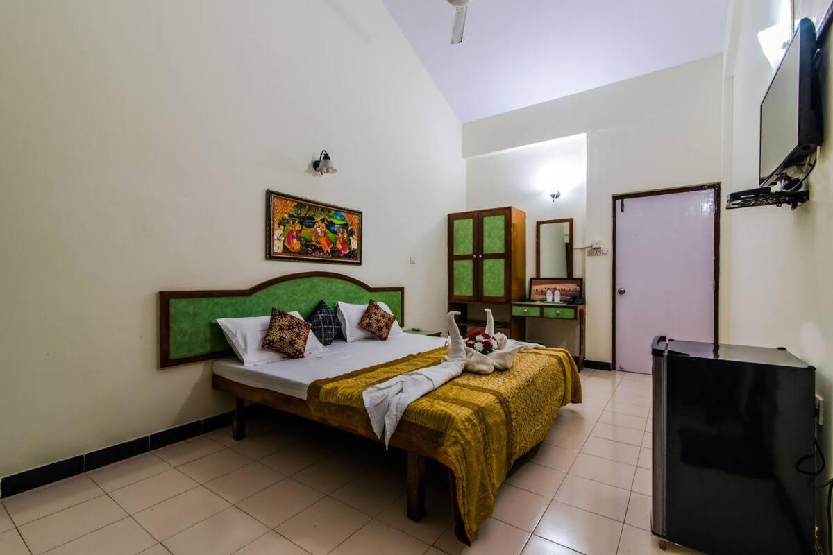 Junior Suite AC Room