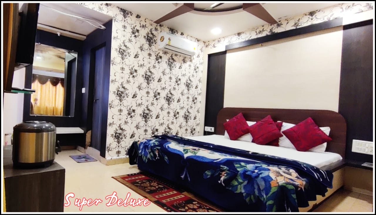 Anroute Stays125- Gandhi chowk