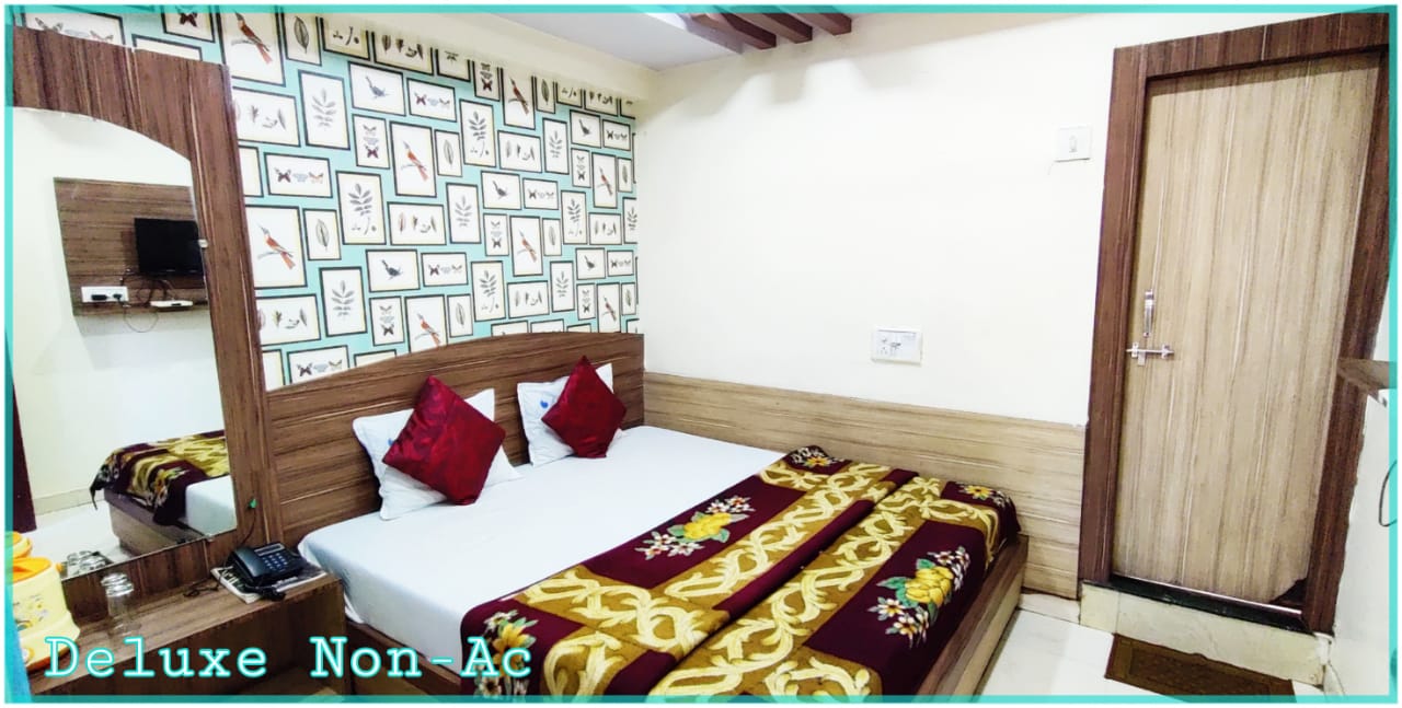 Anroute Stays125- Gandhi chowk, Pachmarhi 4