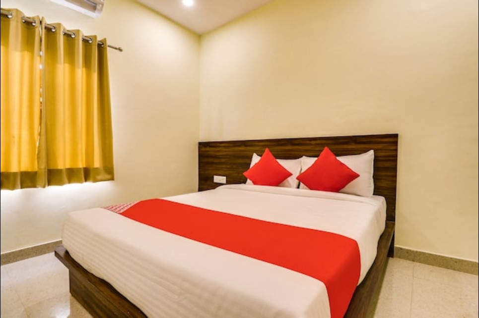 Anroute Stays126- Shivpuri Link Road