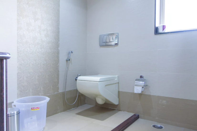 Hotel Karishma Grand
