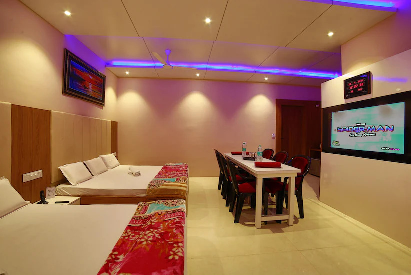 Hotel Maya Palace, Mount Abu 3