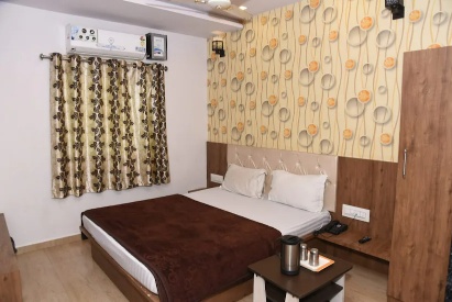 Hotel Lucky Inn