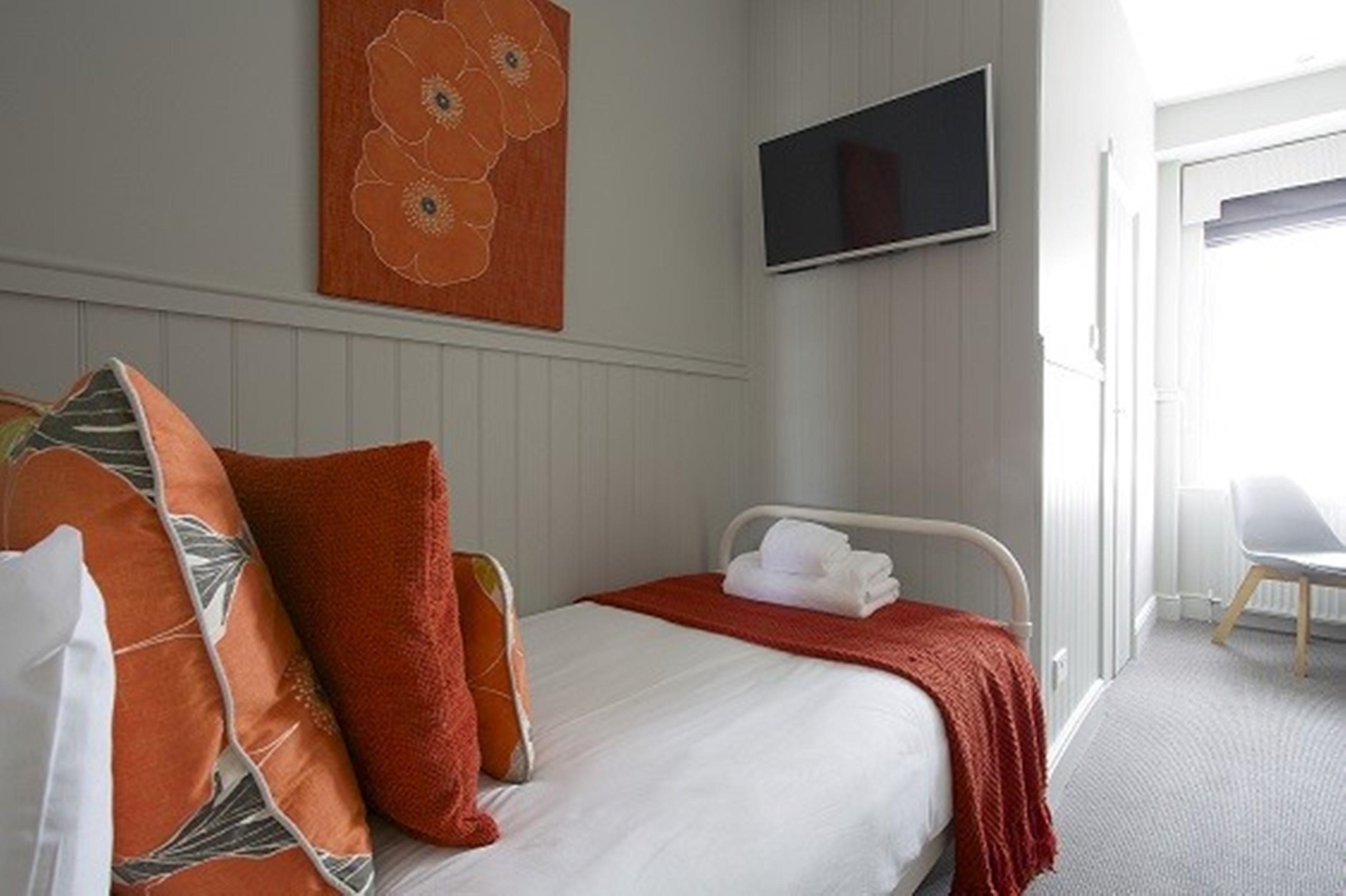 Victoria Tiny Single Room