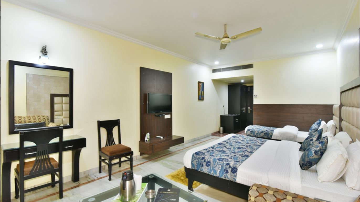 Hotel RV Continental, Amritsar 2