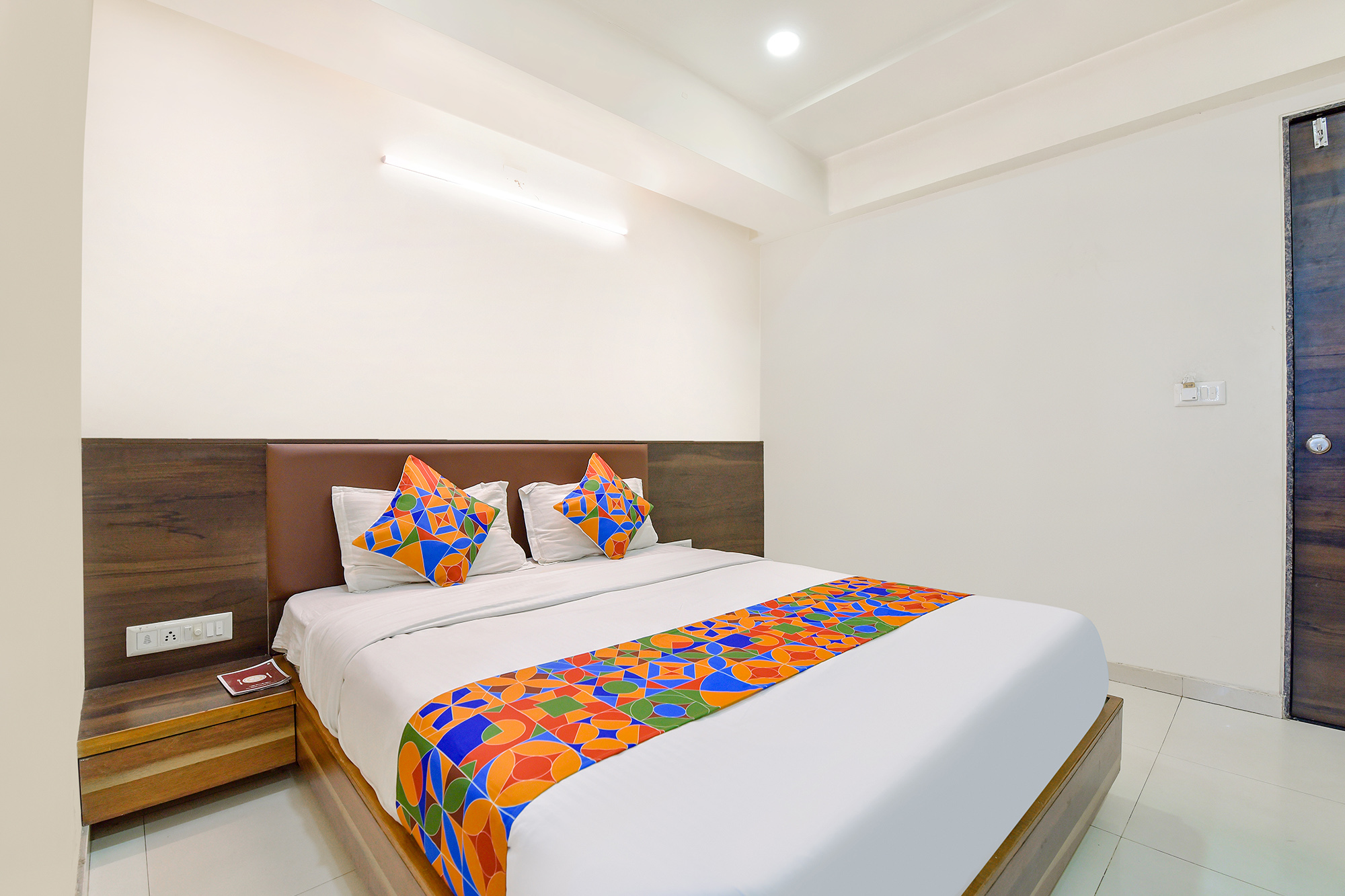 FabHotel Crystal, Ahmedabad 5
