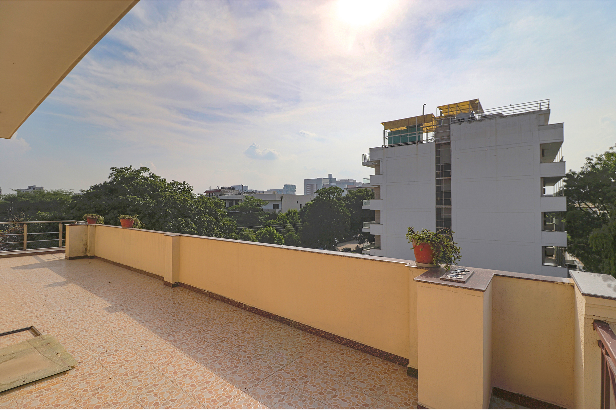 FabHotel Rivlet Premium, Gurgaon 3