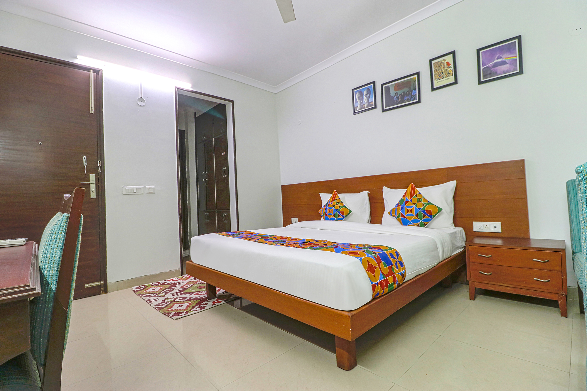 FabHotel Rivlet Premium, Gurgaon 5