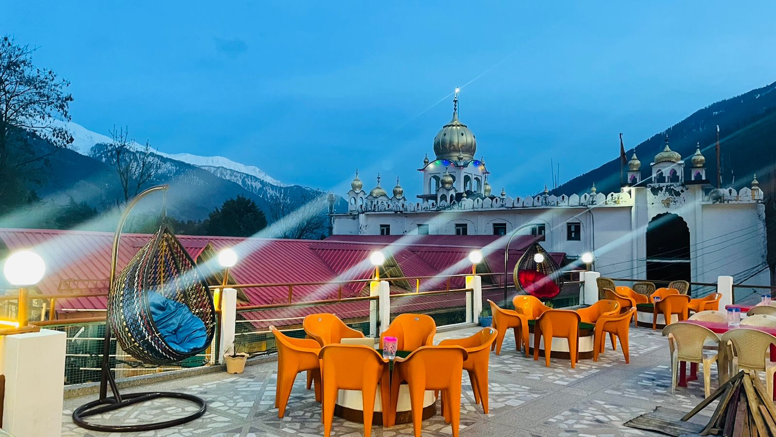 Hotel Hilltop at Mall Road Manali, Manali 4