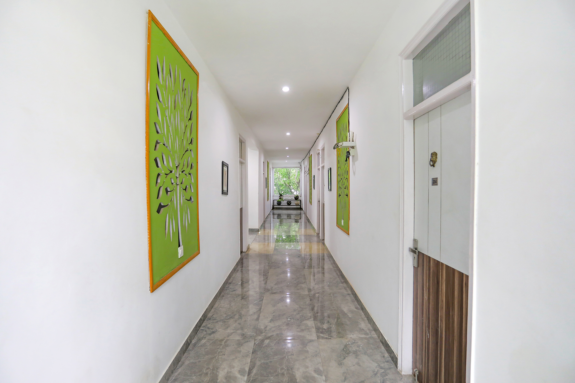 FabHotel Aravali Suites, Gurgaon 3