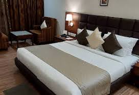 Page One Hotel, Ahmedabad 5