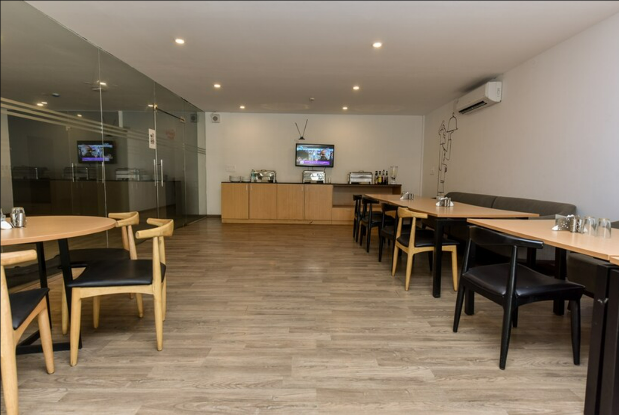 Luxury Stay, Sector 38, Gurgaon 4