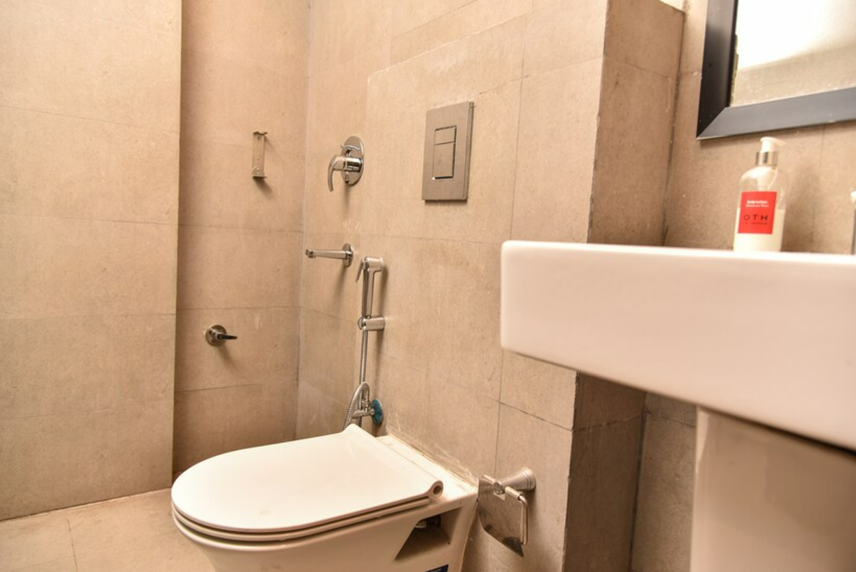Hotel White Saffron, New Delhi 4