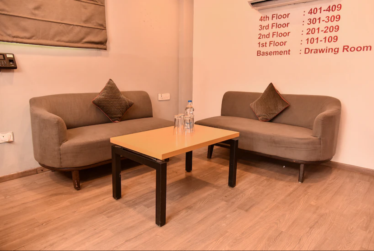Hotel White Saffron, New Delhi 5