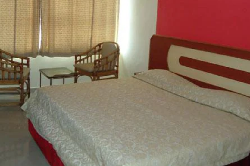Hotel Poonam, Mahabaleshwar 4