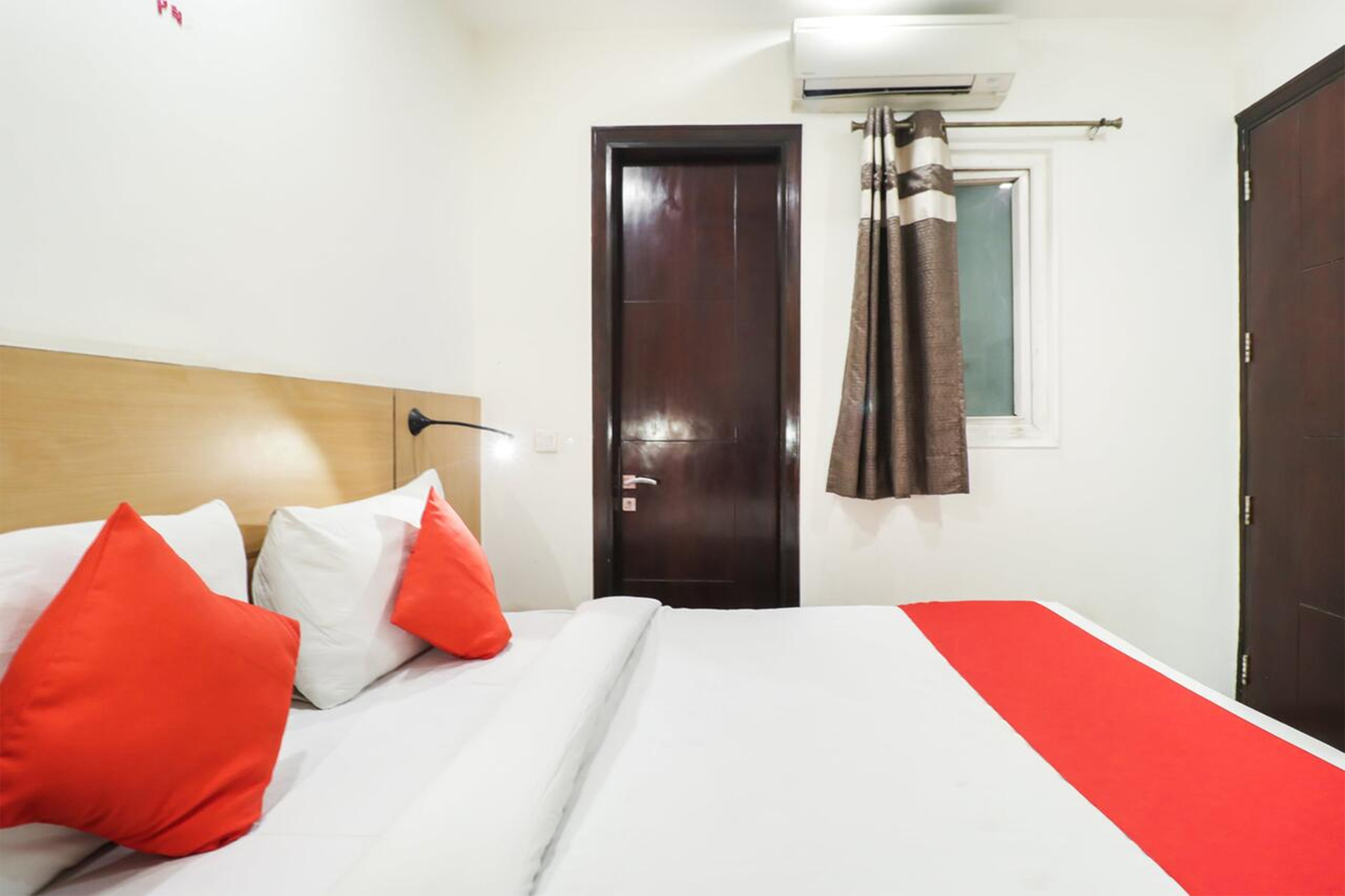 Hotel Green Saffron, New Delhi 2