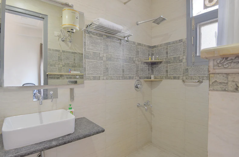 BluO Classic 1BHK Medanta Medicity, Gurgaon 3