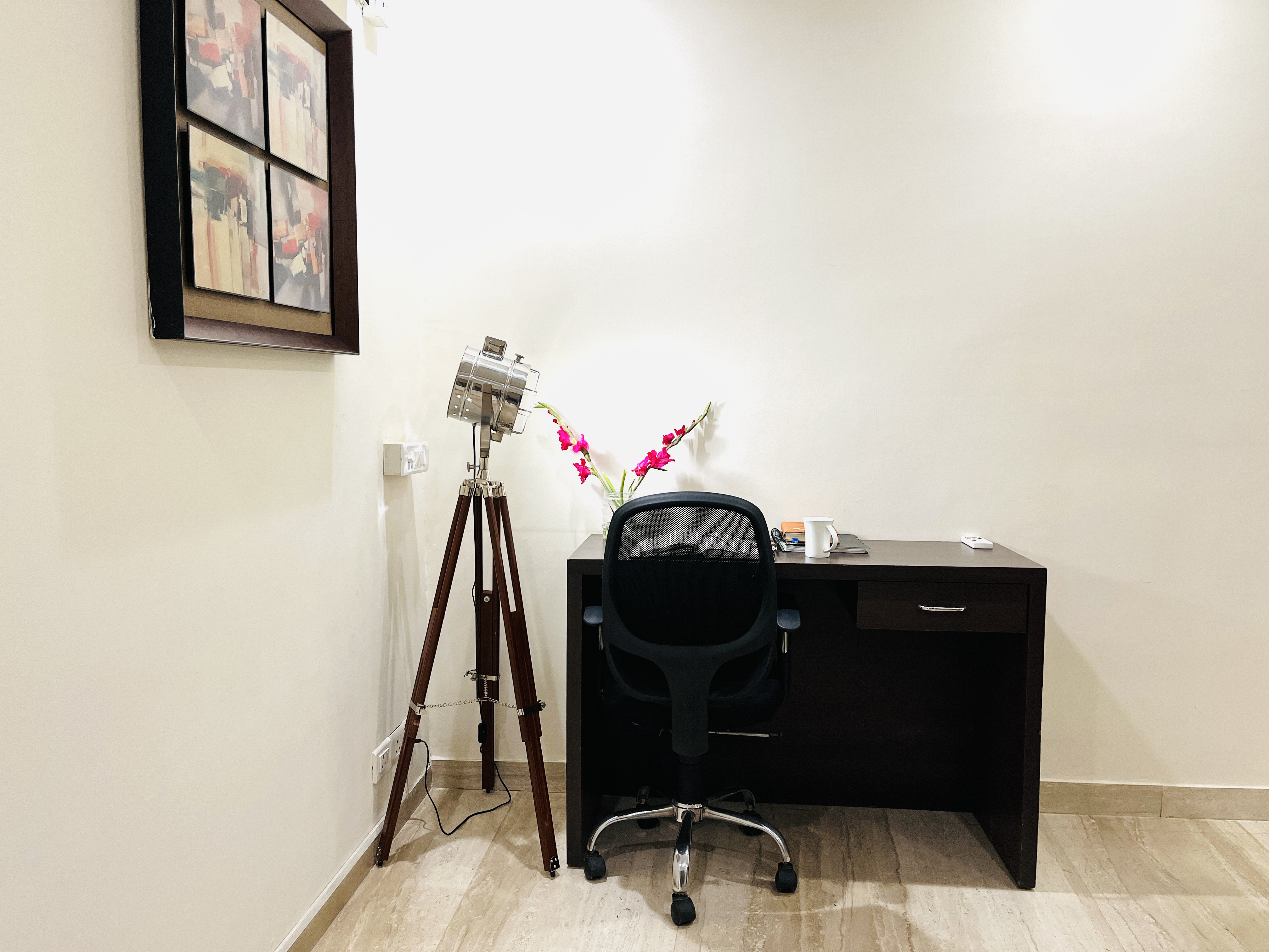 BluO Classic - 2 BHK DLf Golf Course - Balcony, lift, Gurgaon 5