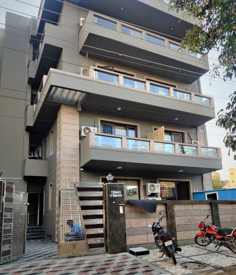 BluO Classic 1BHK - DLF Golf Course Road, Gurgaon 2