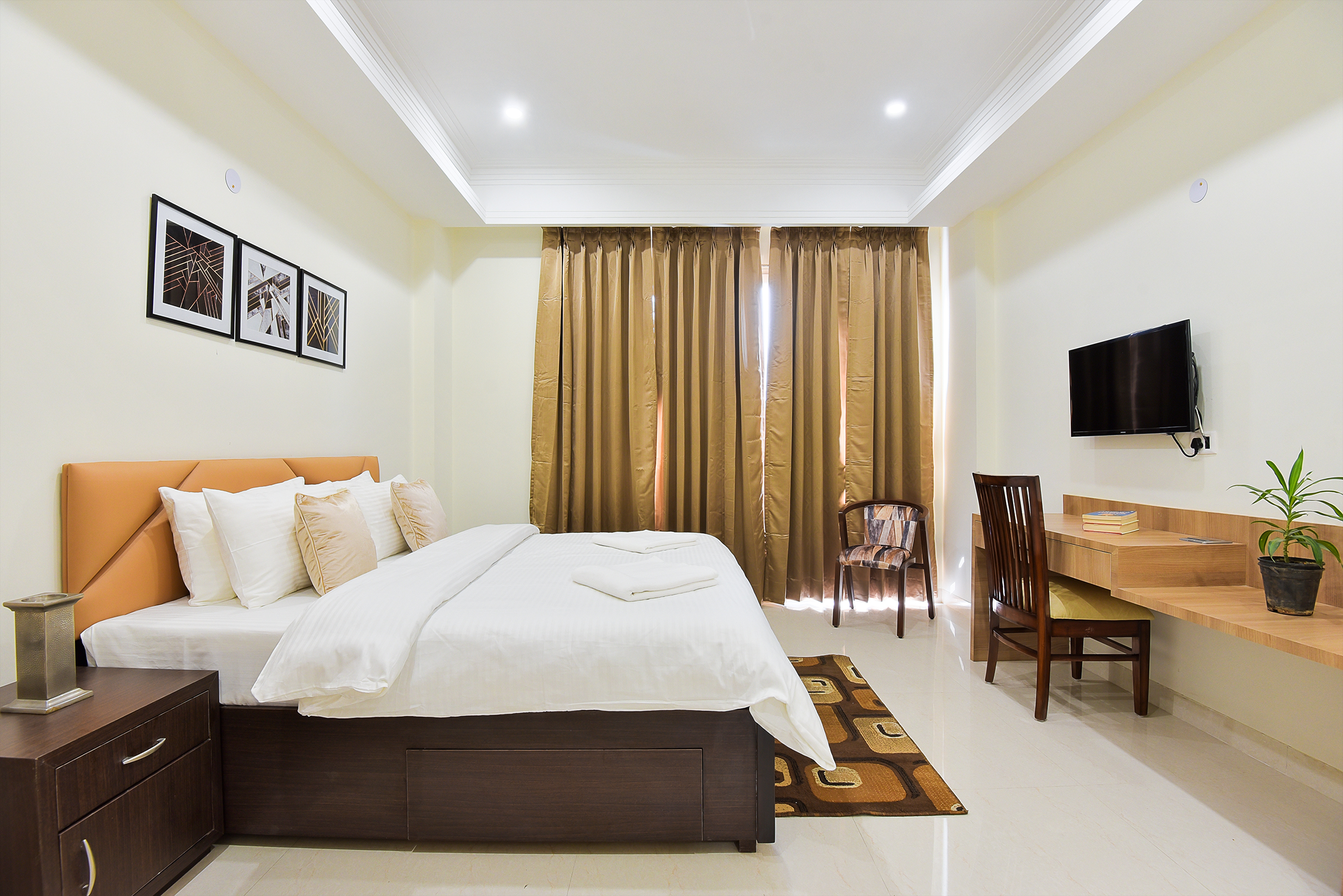 BluO Superior Studio DLF Golf Course Road, Gurgaon 3