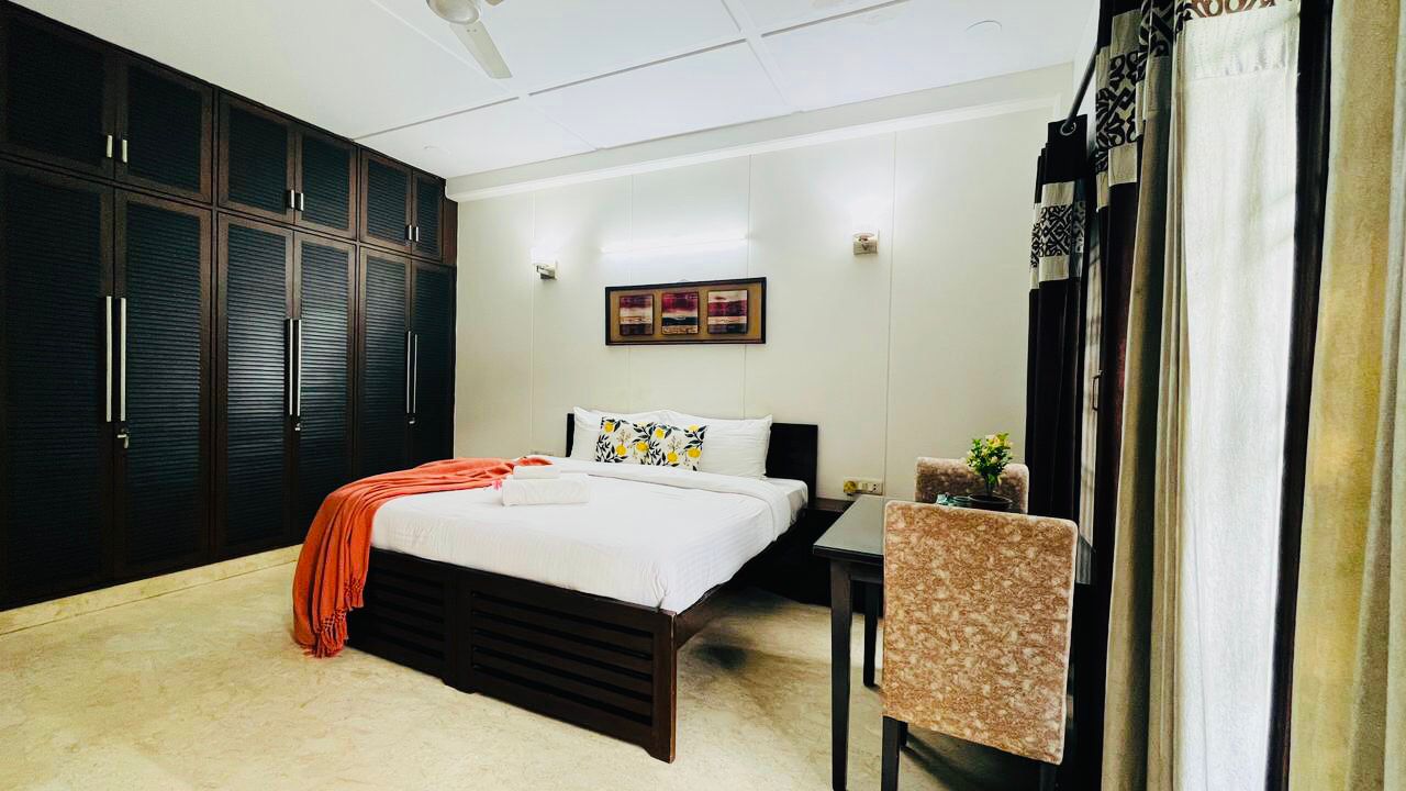 BluO Modern Studio DLF Galleria Market, Gurgaon 2