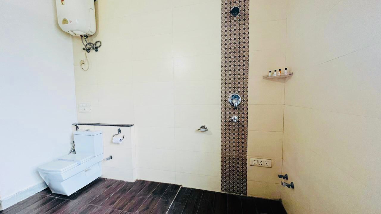 BluO Modern Studio DLF Galleria Market, Gurgaon 5