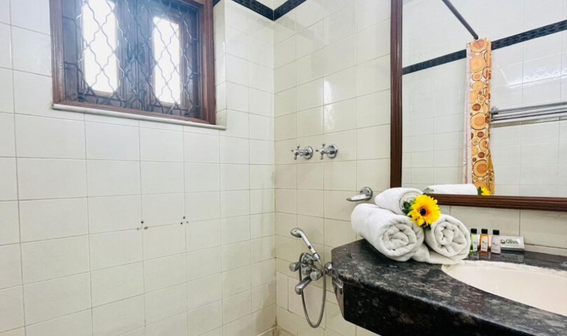 BluO Comfy & Sterile Deluxe Room, New Delhi 2