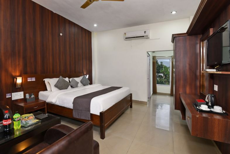 Corbett Aroma Havens Resort, Corbett 1