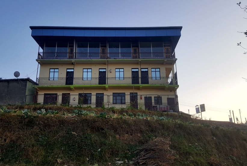 Hotel heavenly heights, Dhanaulti 2