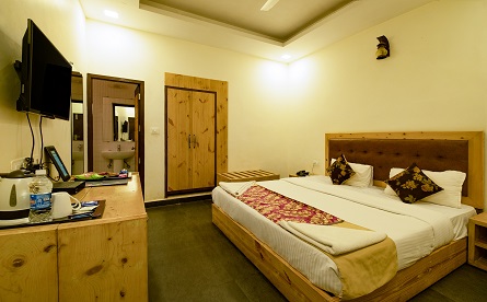 Baga Hideout Resort