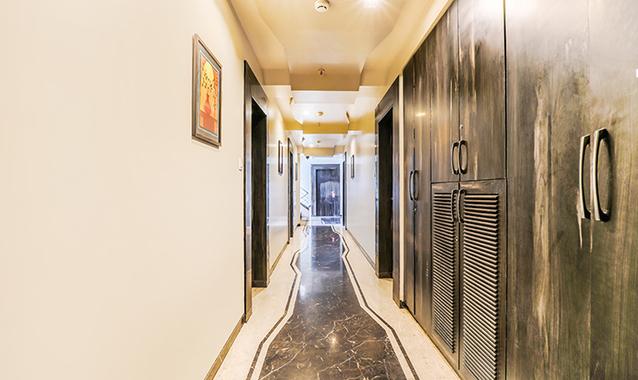 FabHotel Regal Inn, Pune 3