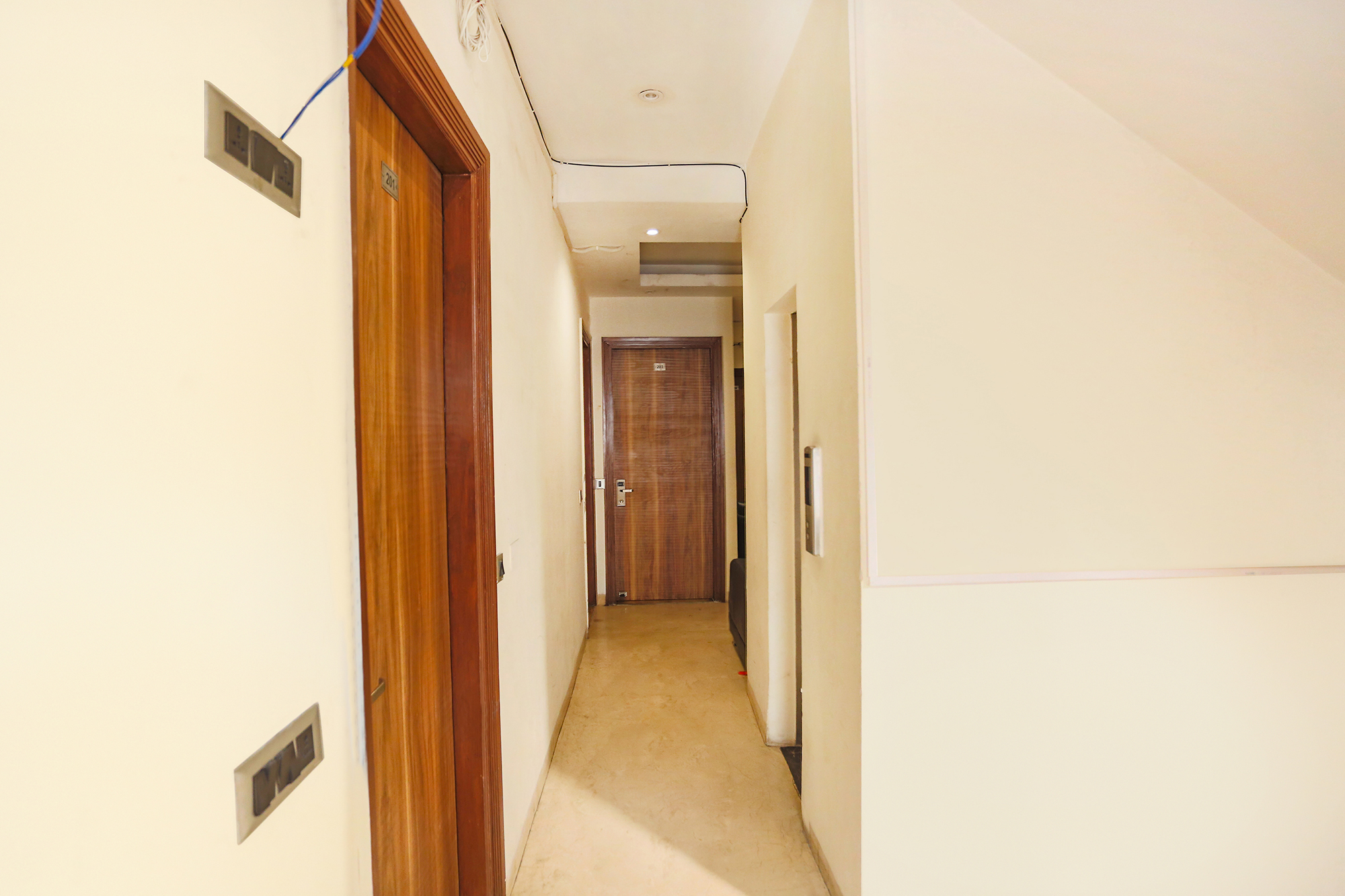 Fab Hotel Royal Touch, New Delhi 3