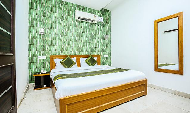 FabHotel Burj, Zirakpur 5