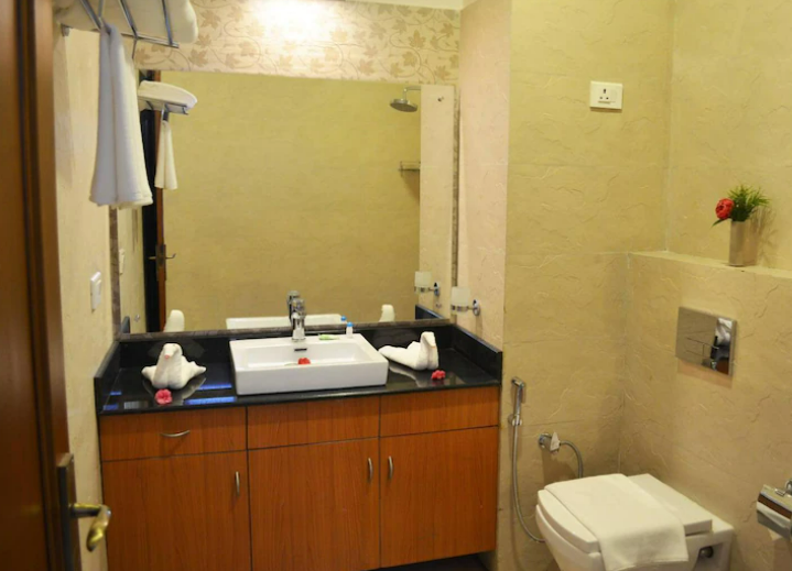 Foxoso Misty Oaks Resort, Bhowali, Nainital 4