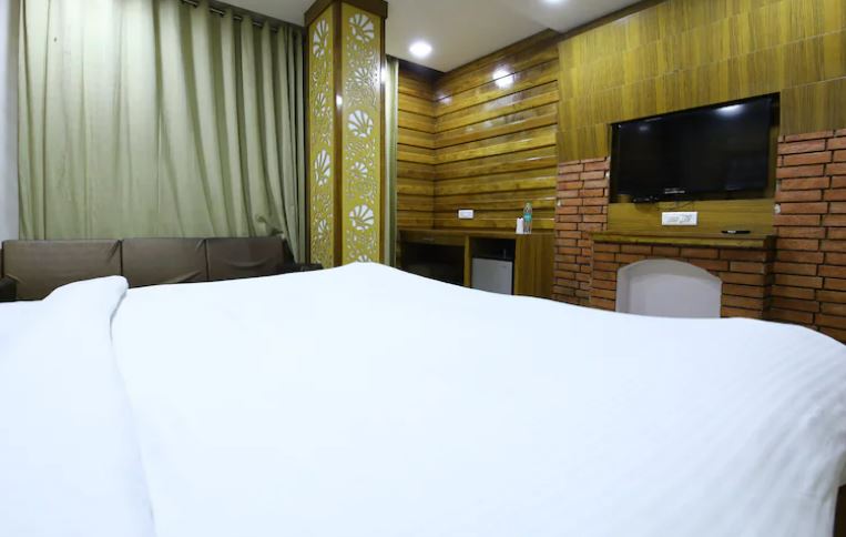 Hotel Golden Oyster, Dehradun 2